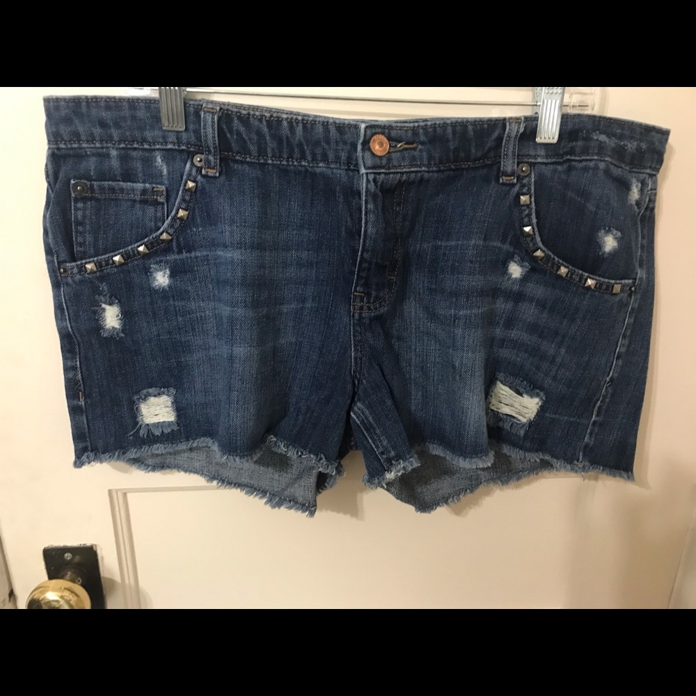 Blue jean shorts size 17